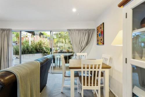Flora and Fauna Unit with garden and deck, Auckland (Foto 10)
