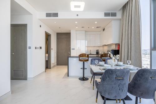 Fully Furnished I Lagoons View I District One, Dubaj (zdjęcie 8)