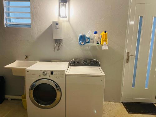 Exterior view, Home for your stay in Candelero Abajo