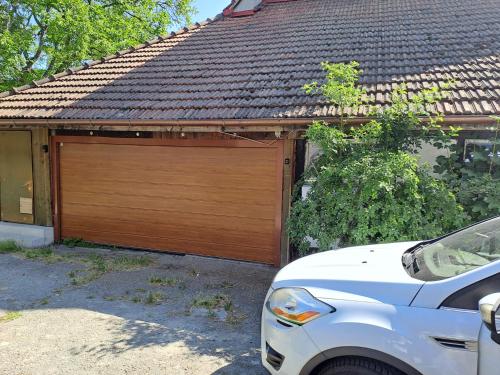 A szálláshely kívülről, Alte Scheune, Parken-WLAN-Küche-Bad-Tierlieb (Alte Scheune, Parken-WLAN-Kuche-Bad-Tierlieb) in Aarau