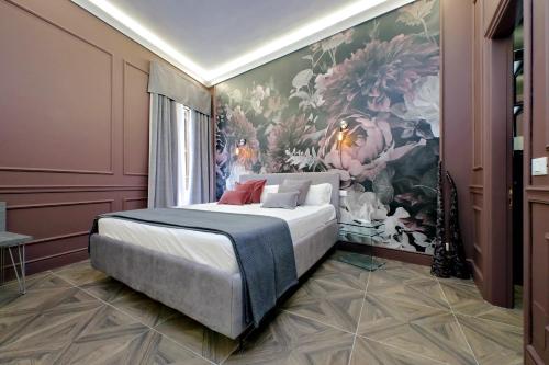 YCH-Butterfly Flat close Trevi Fountain, Rom