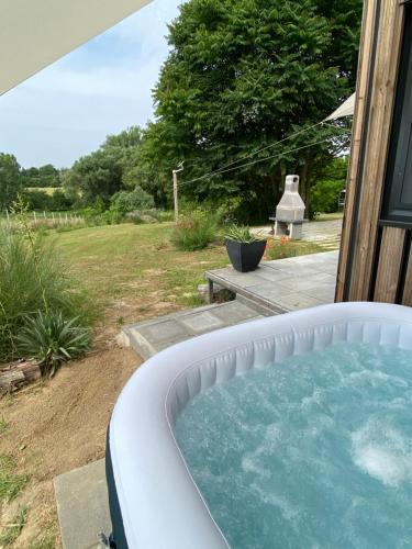 Pezsgőfürdő, JANUS COUNTRY SITE Üdülőházak (JANUS COUNTRY SITE Udulohazak) in Igal