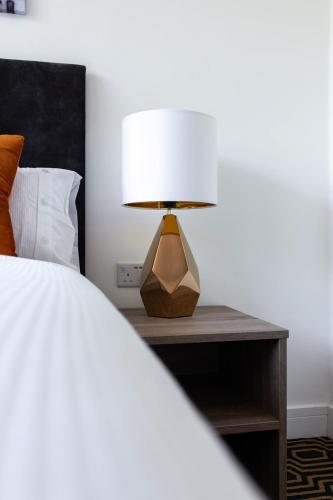 Flatzy - 16 Guests 4 En-suite Central Apartment A, Liverpool
