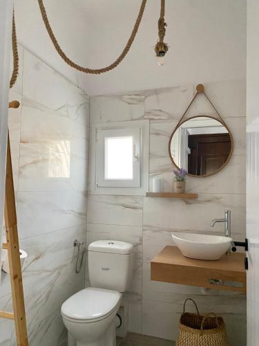 Fikas Hotel – Naxos City, UT