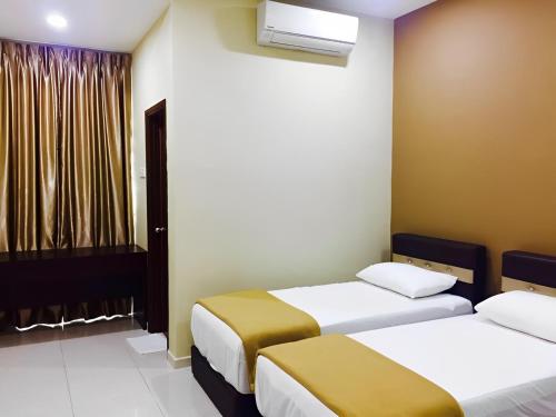 Malacca City Centre 7BR Private House for 16 Pax, Malacca