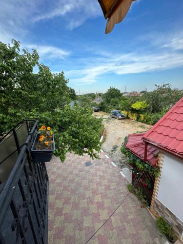 Casa Cu Flori Corbu - image 11
