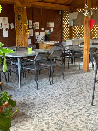 Casa Cu Flori Corbu - image 6