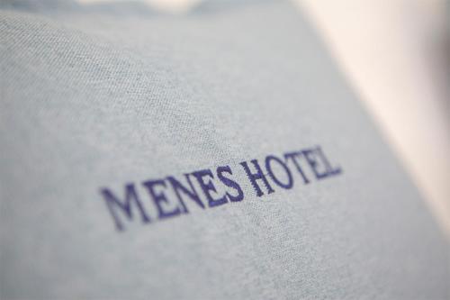 Menes Hotel in Yenion
