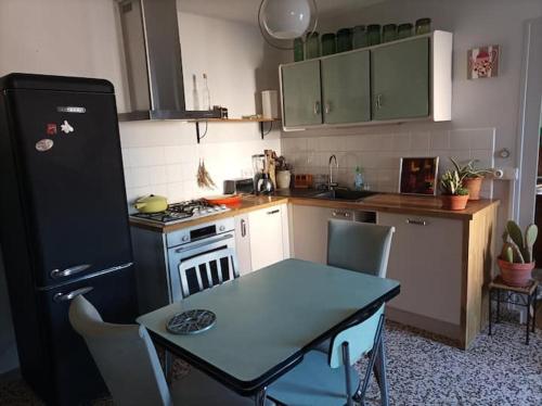 Charmante maison au coeur du Beaujolais in Романеш-Торон