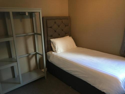 Highland Bridge Hotel – Spean Bridge