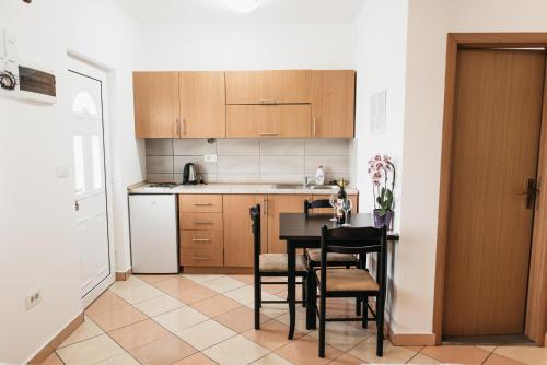 Konyha, Guest House Lalic in Bjelisi