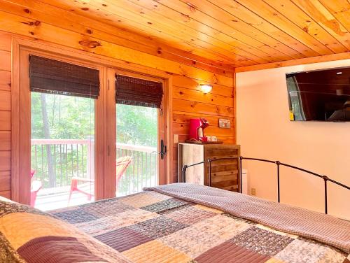 ADK Cabin with Hot Tub, Near Whiteface, Lake Placid, Fire Pit, Game Rm thumb 3