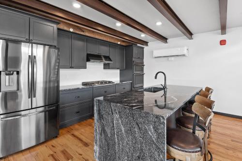McGregor & Main - Luxury Lofts