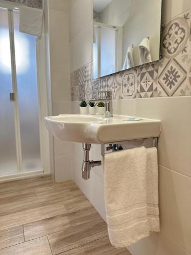 Hotel Planas - image 4