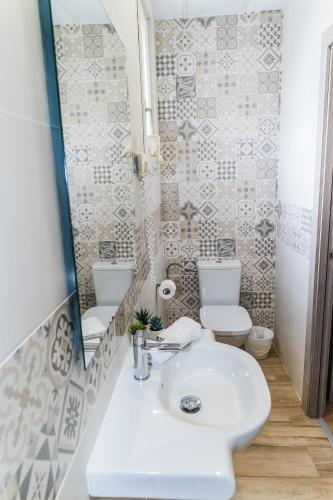 Hotel Planas - image 5