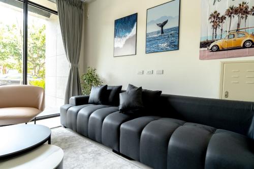 Shared lounge/TV area, The LINs House in Guiren District