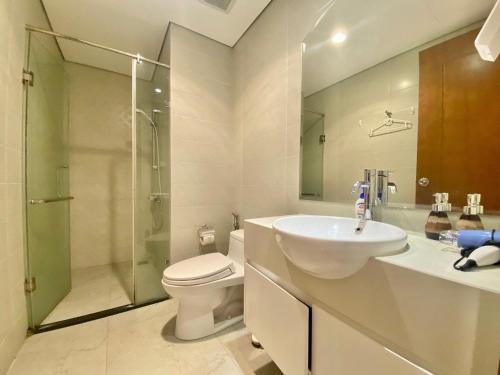 Luxury Apartment for Rent - Vinhomes SkyLake Phạm Hùng
