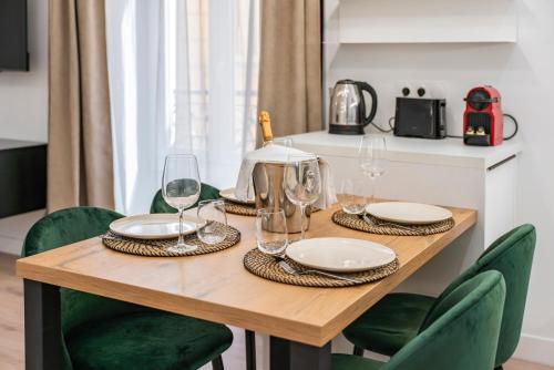 2mn Monaco - Luxueux appartement central - AS - Tap to explore photos