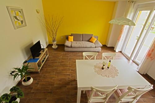 Зручності, Apartments Maligoj in Толмін