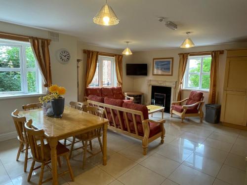 Kitchen, Ard Nua Village in The Gateway