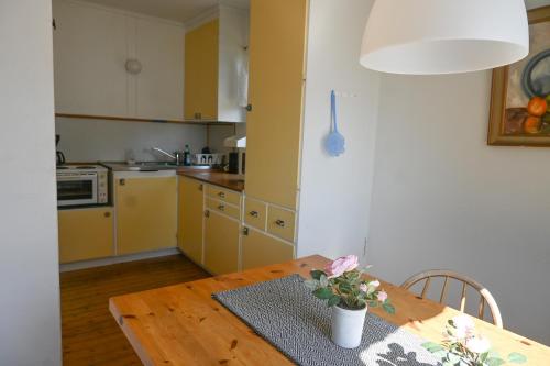 Konyha, Rolfskarrs Stugby in Tosse