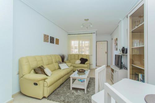 207 Relax Home - Alicante Holiday - image 2