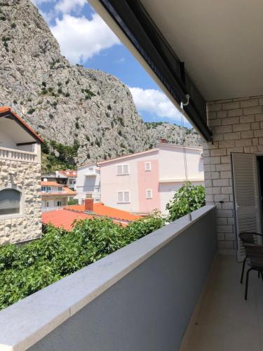 Omis - private Ensuite room with balcony - hotel style, Omiš (Foto 8)