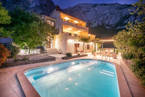 Villa Marino in Makarska, private pool in Veliko Brdo