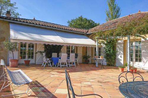 Le Paradis Saint Frajou, very beautiful Villa 200m2 swimming pool and style