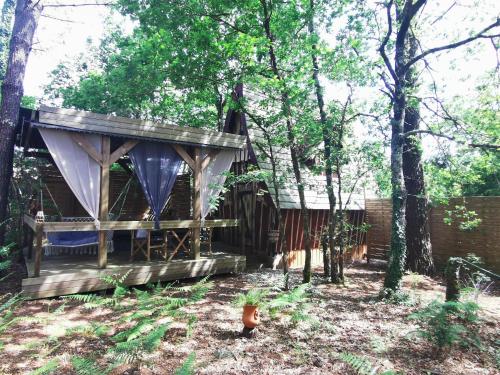 Cabane Spa 40, Taller