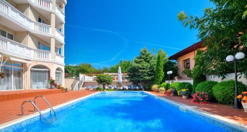 Alekta Hotel - Free Parking