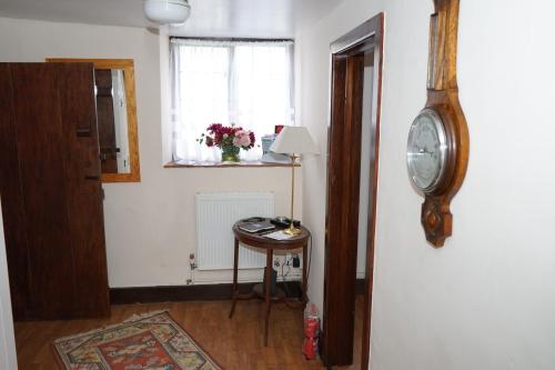 Character 2 double bedroom cottage in Shaftesbury