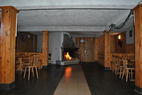 Ēdiens un dzērieni, Kris Guesthouse in Stoykite