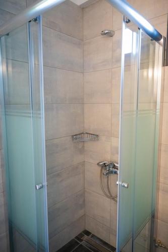 Callista Suites - image 9