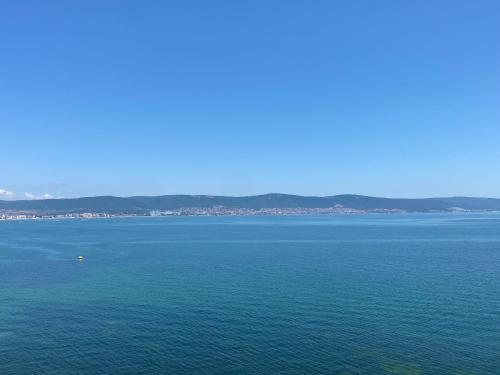 PARADISO 'В' 607 Large Luxury Apartment