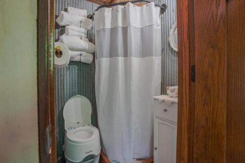 Vintage Wild West Tiny Hotel in the Woods! - image 6