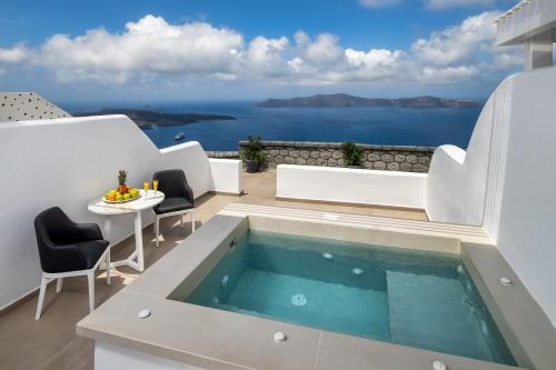 Aura Suites, Firostefani