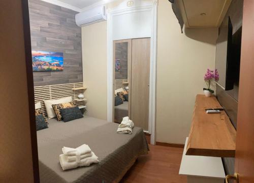 la terrazza nel centro, Naples