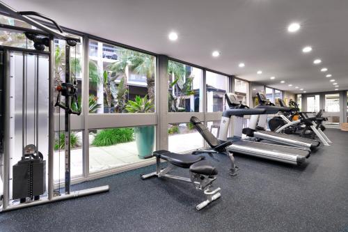Atrium Hotel Orange County - image 11