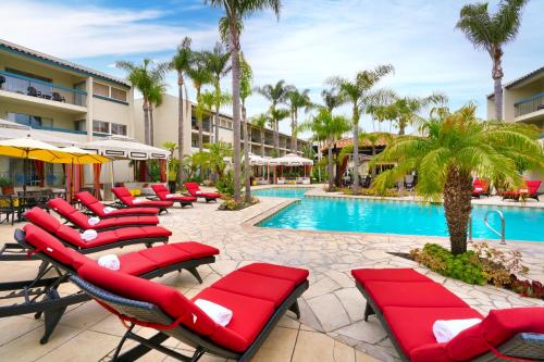 Atrium Hotel At Orange County Airport