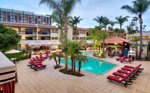 Atrium Hotel At Orange County Airport