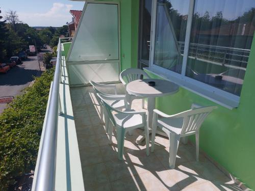 Balcony/terrace, Guest House Nikolovi in Lozenets