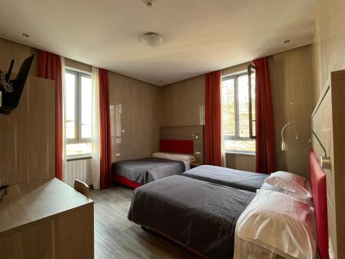 Hotel Midway – Milan, DC