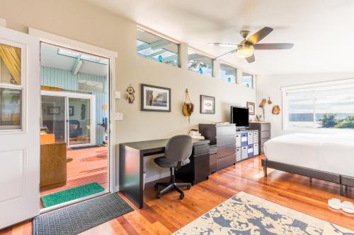 279-Wolf Beach Cottage - image 19