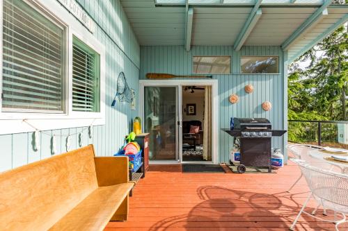 279-Wolf Beach Cottage - image 37