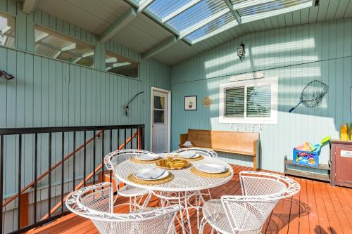 279-Wolf Beach Cottage - image 39