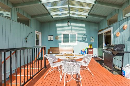 279-Wolf Beach Cottage - image 40