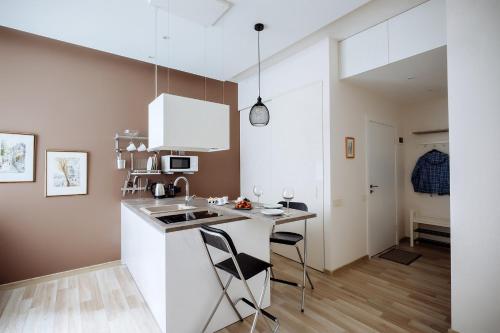 New stylish studio in the center, Riga (foto 7)