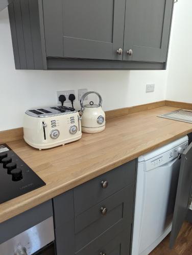 Myrtle Stables - converted, self-contained, countryside Myrtle Stables - converted, self-contained, countryside