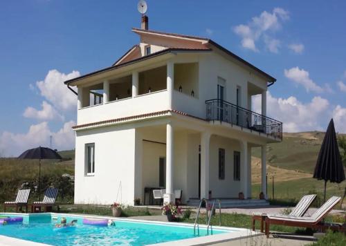 Villa Calitri Luxury pace ed eleganza